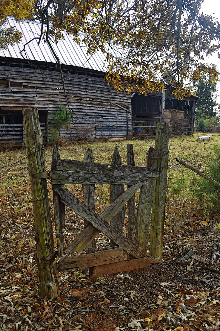 Gate