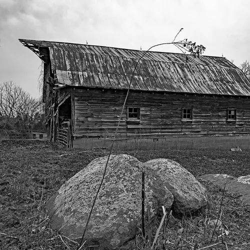 Whitefarmbarn 1 B&W
